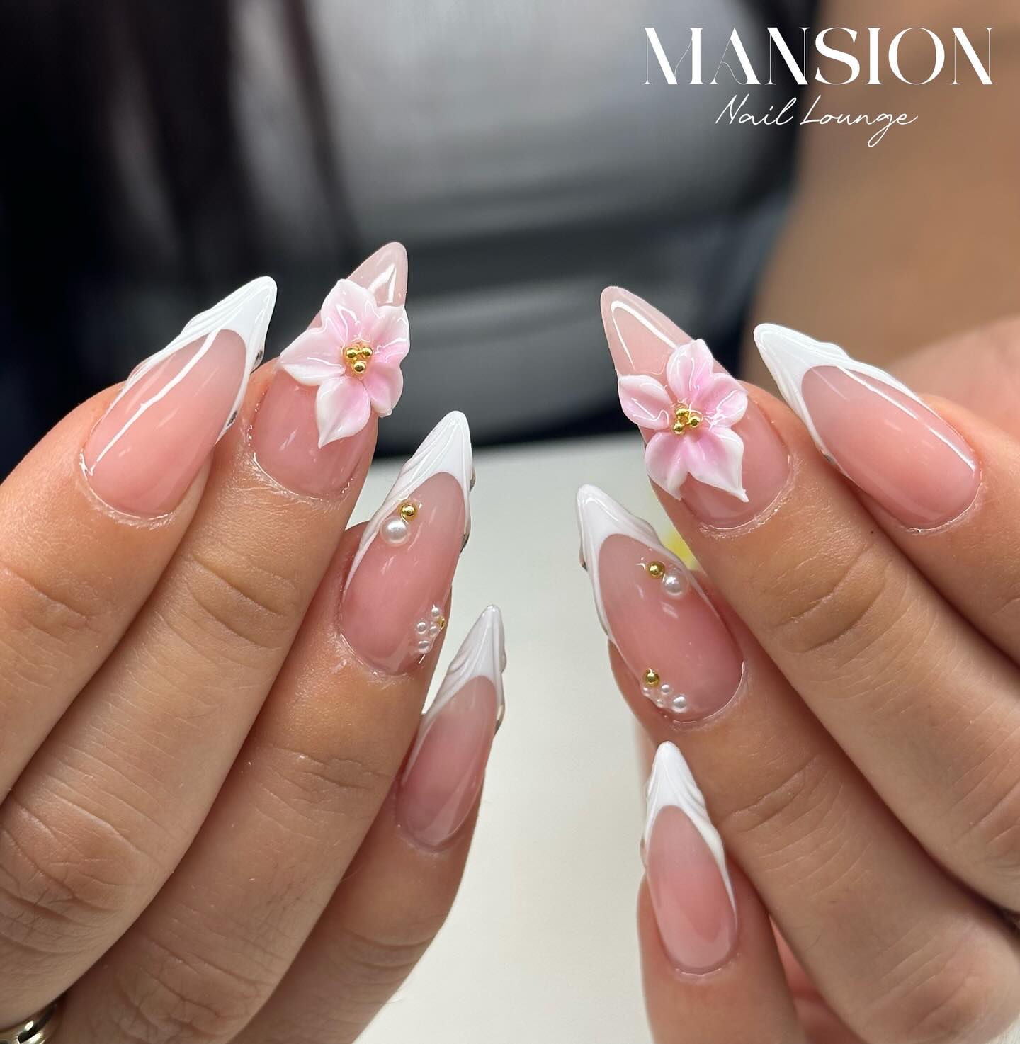Mansion Nail Lounge